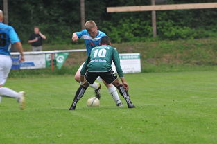 九游电竞官网-中国足球年度传控流比赛战术布置路径图，足球传控集锦