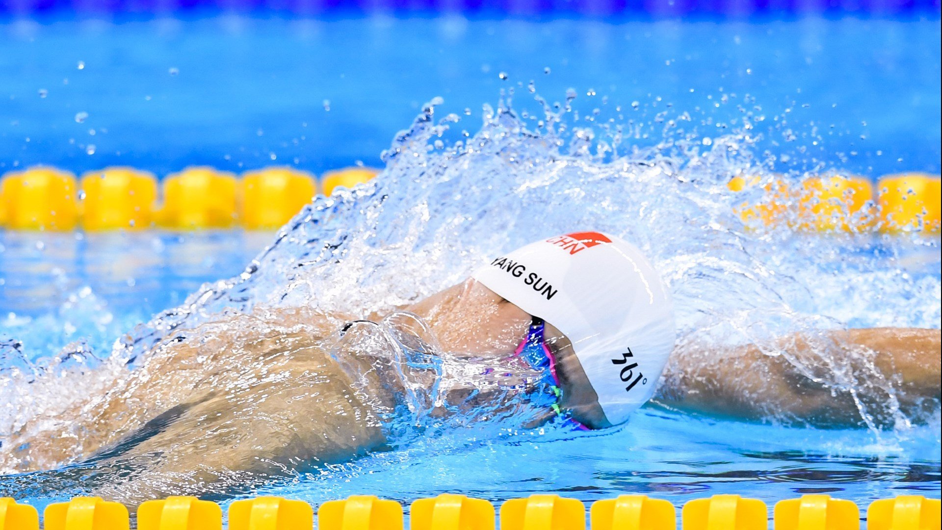 “伦敦德比，香港赛场！阿仙奴与热刺谁能笑到最后？”